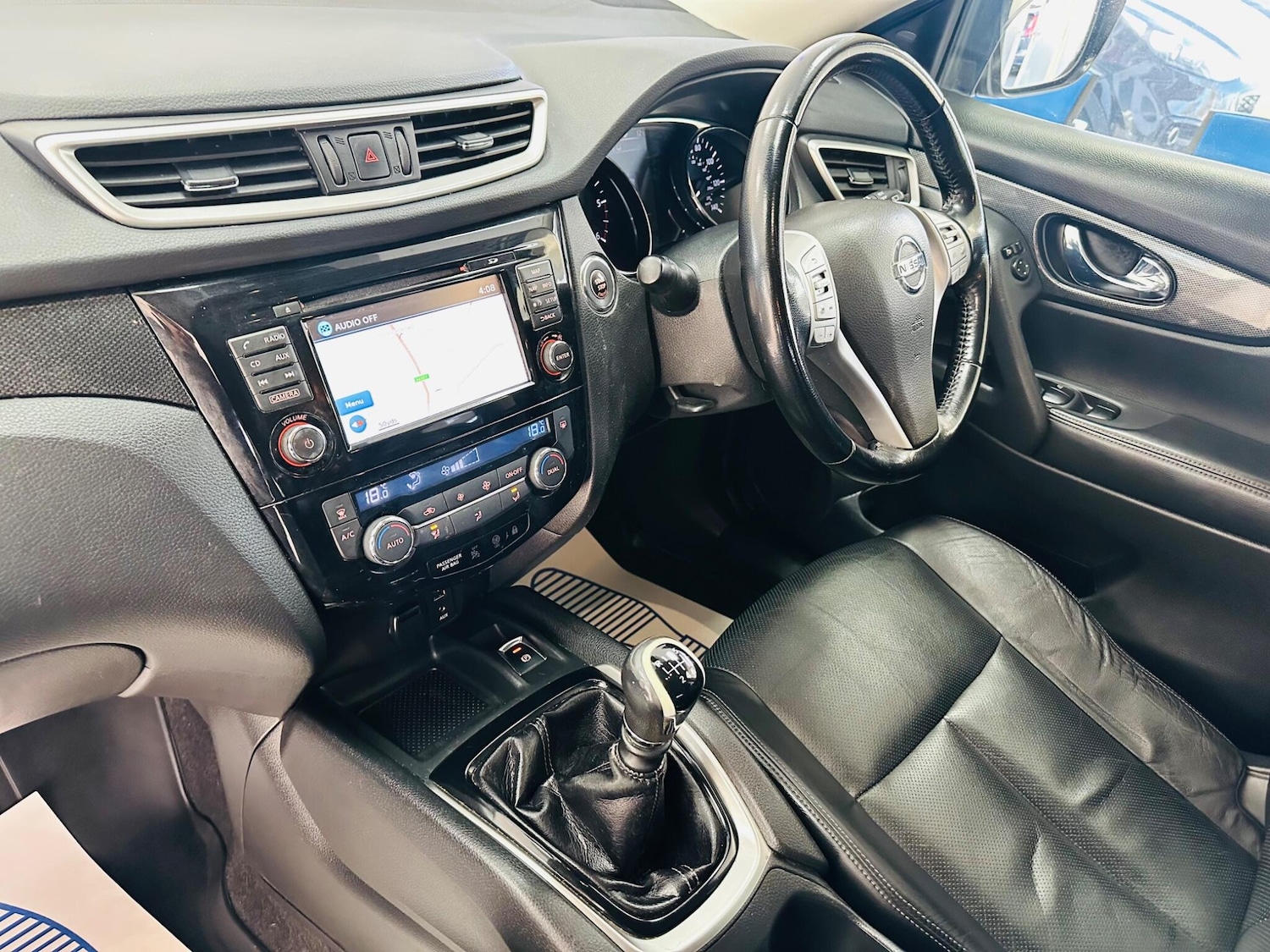 Used Nissan X-Trail for sale - 77893106: Photo 35