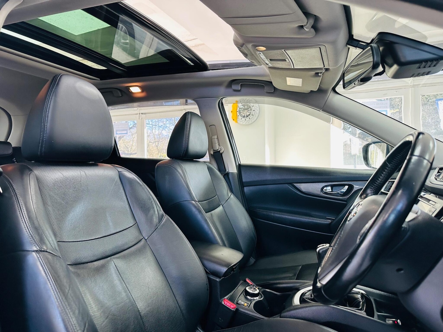 Used Nissan X-Trail for sale - 77893106: Photo 40