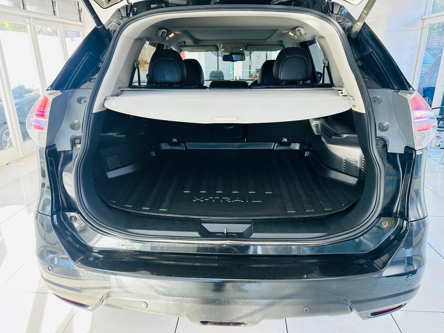 Used Nissan X-Trail for sale - 77893106: Photo 42