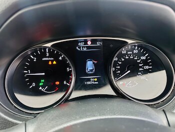 Used Nissan X-Trail 2016 for sale - 77893106: Photo