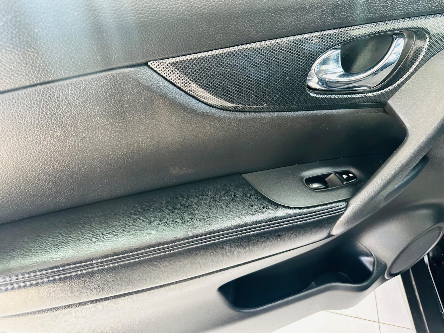 Used Nissan X-Trail for sale - 77893106: Photo 50