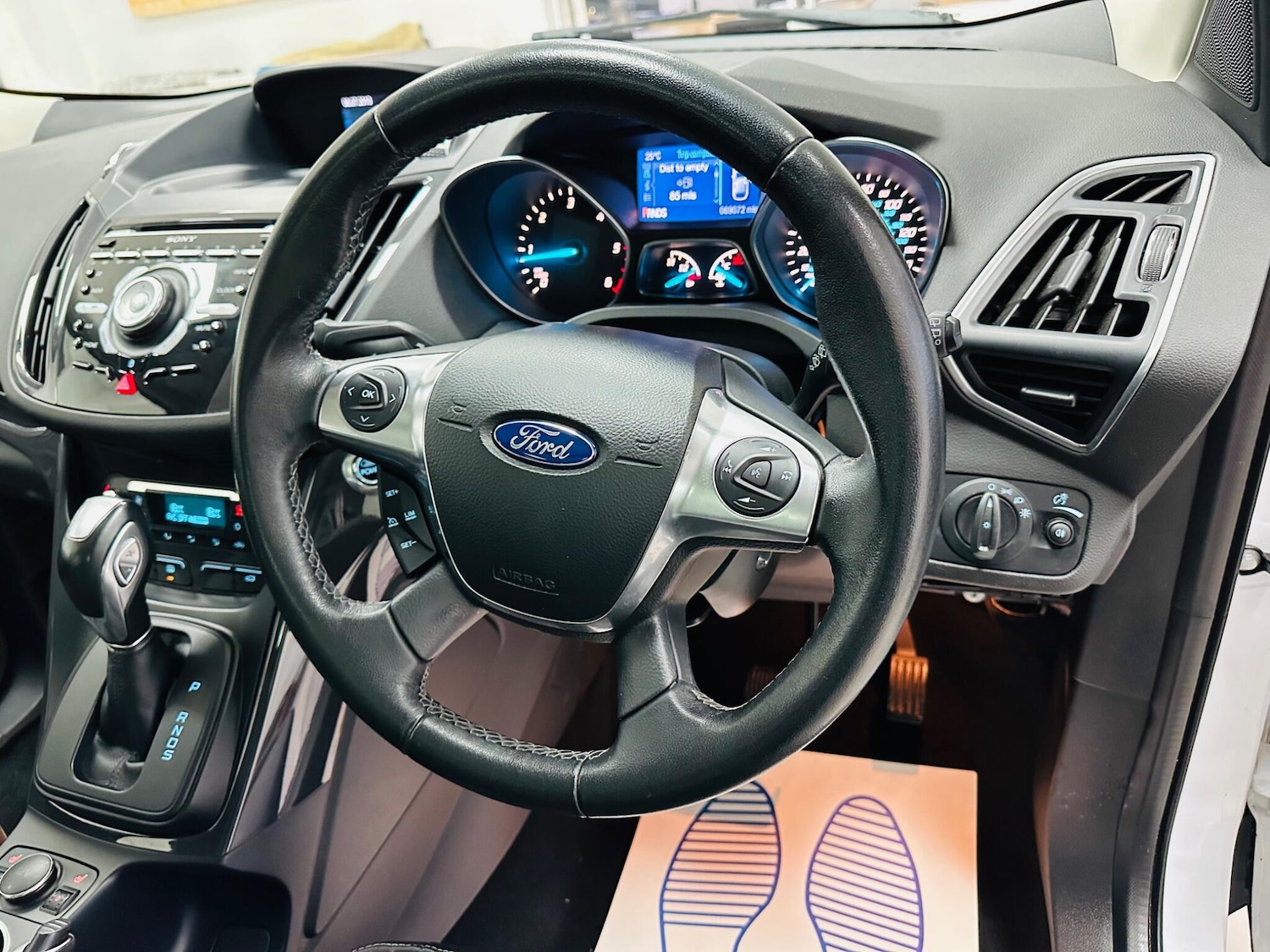 Used Ford Kuga 2013 for sale - 76388199: Photo 44