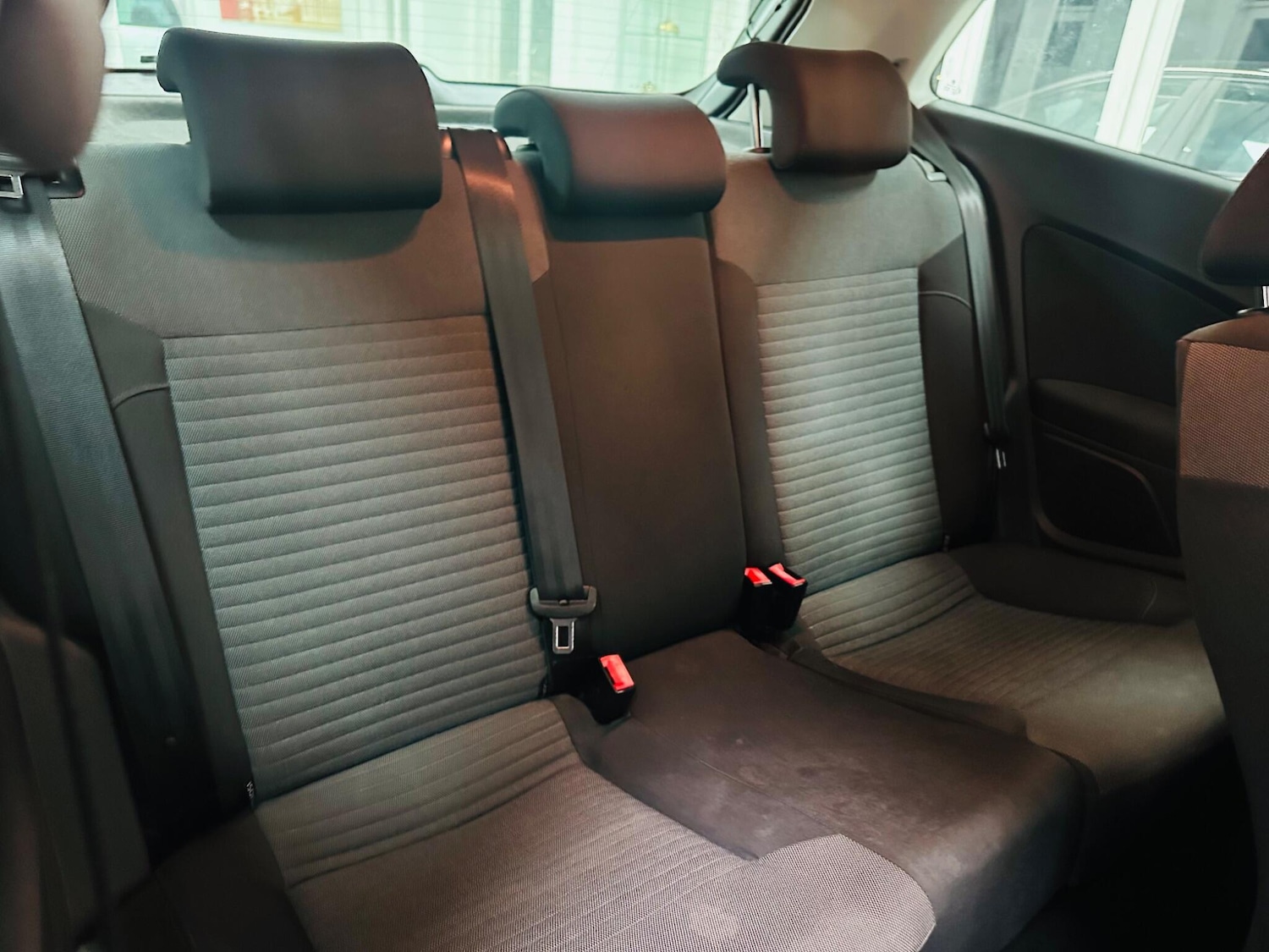 Used Volkswagen Polo 2010 for sale - 76632816: Photo 21