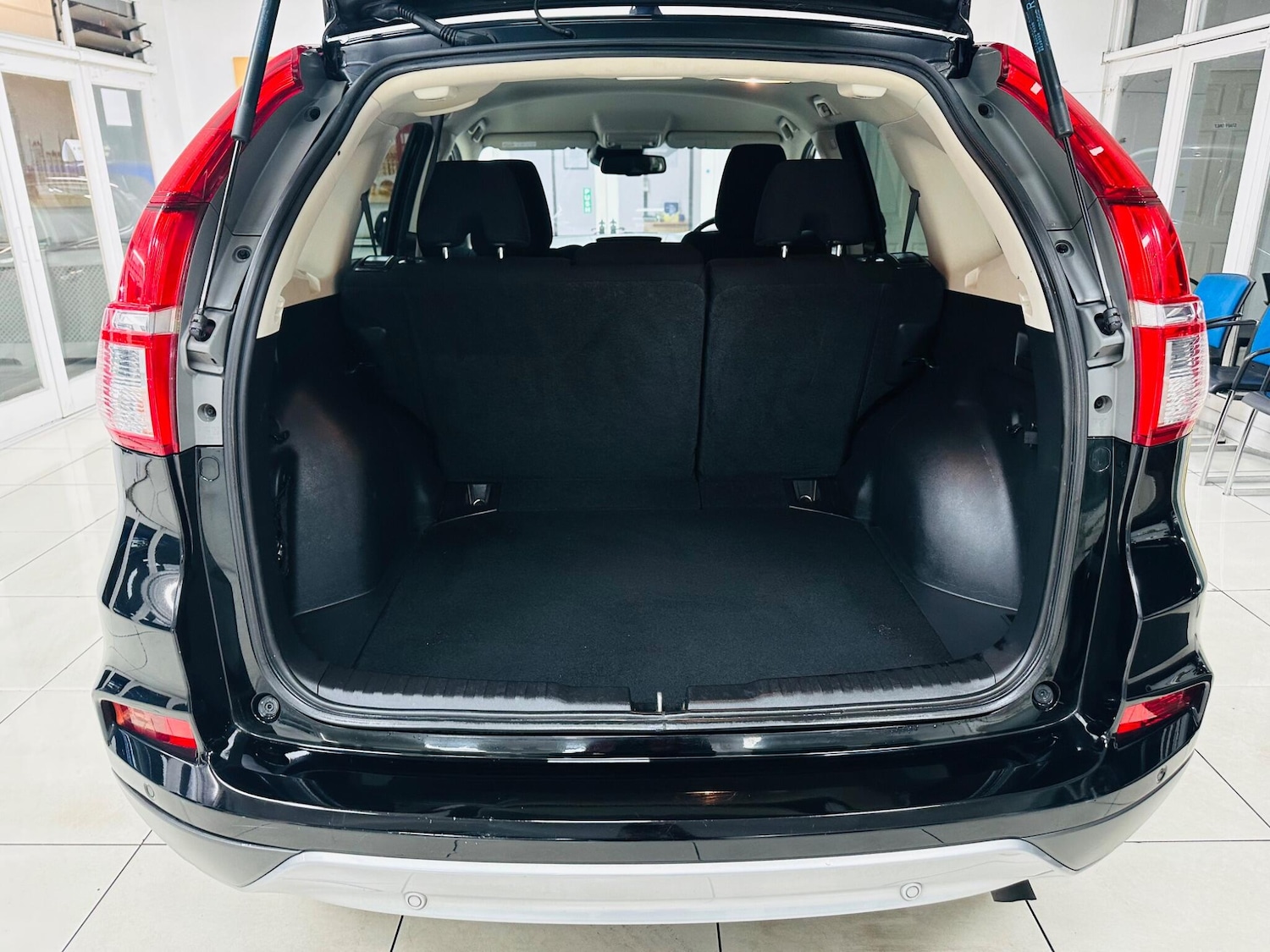 Used Honda CR-V 2017 for sale - 76996178: Photo 42