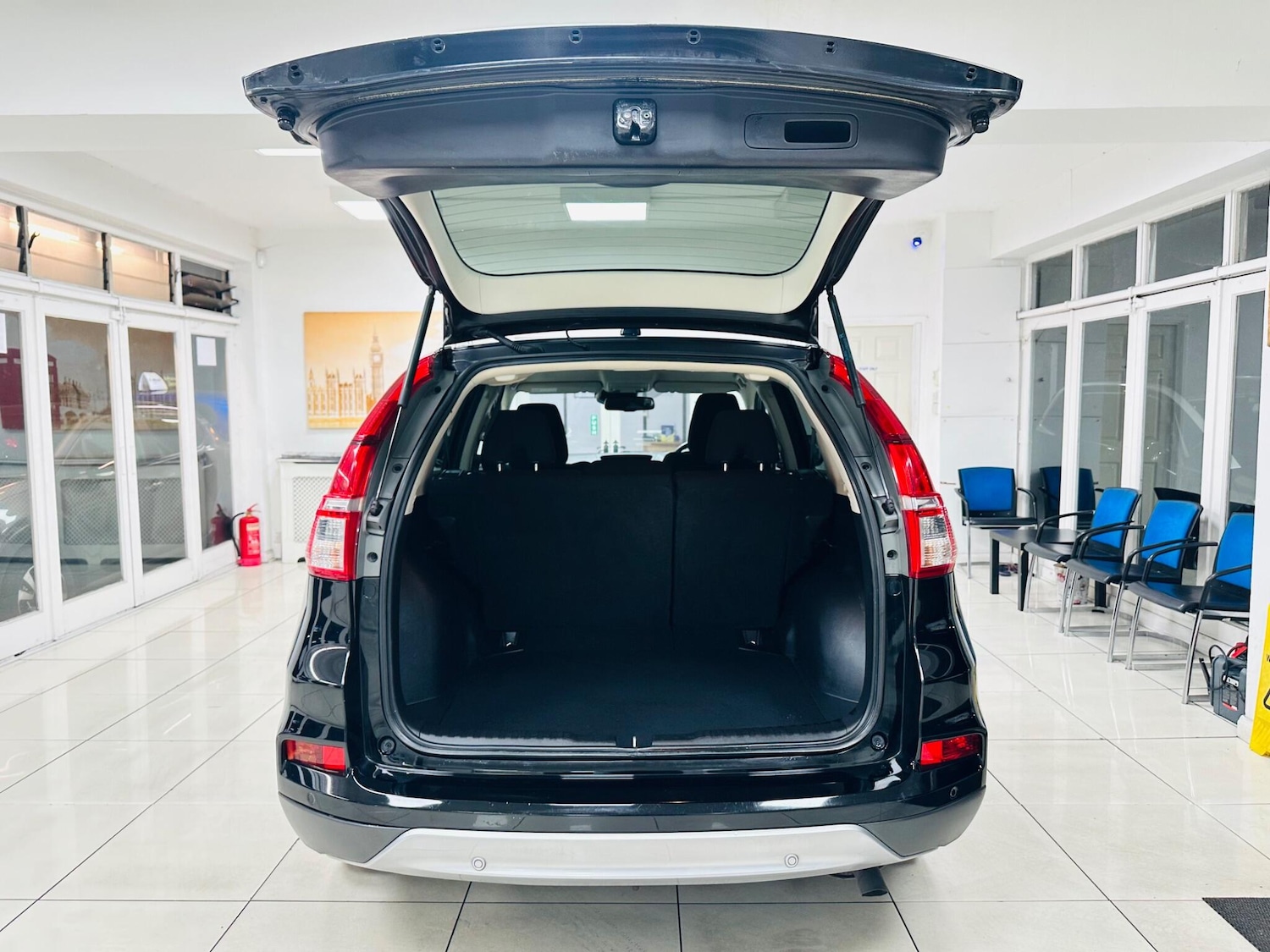 Used Honda CR-V 2017 for sale - 76996178: Photo 8