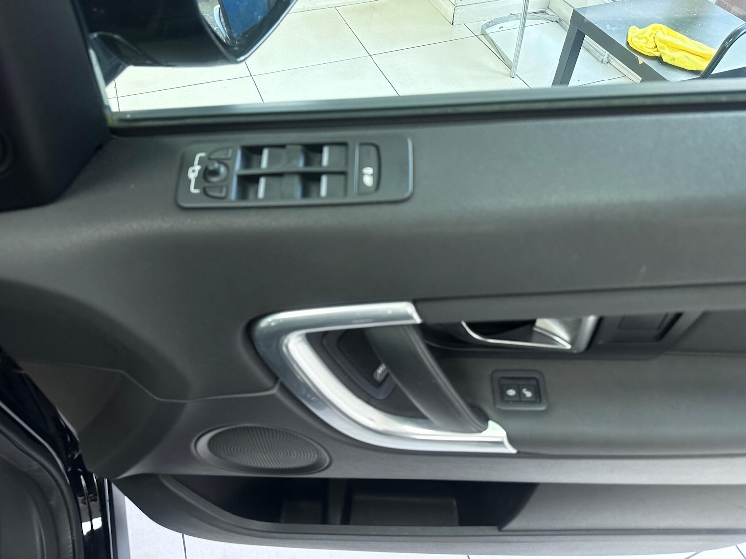 Used Land Rover Discovery Sport for sale - 77268038: Photo 25