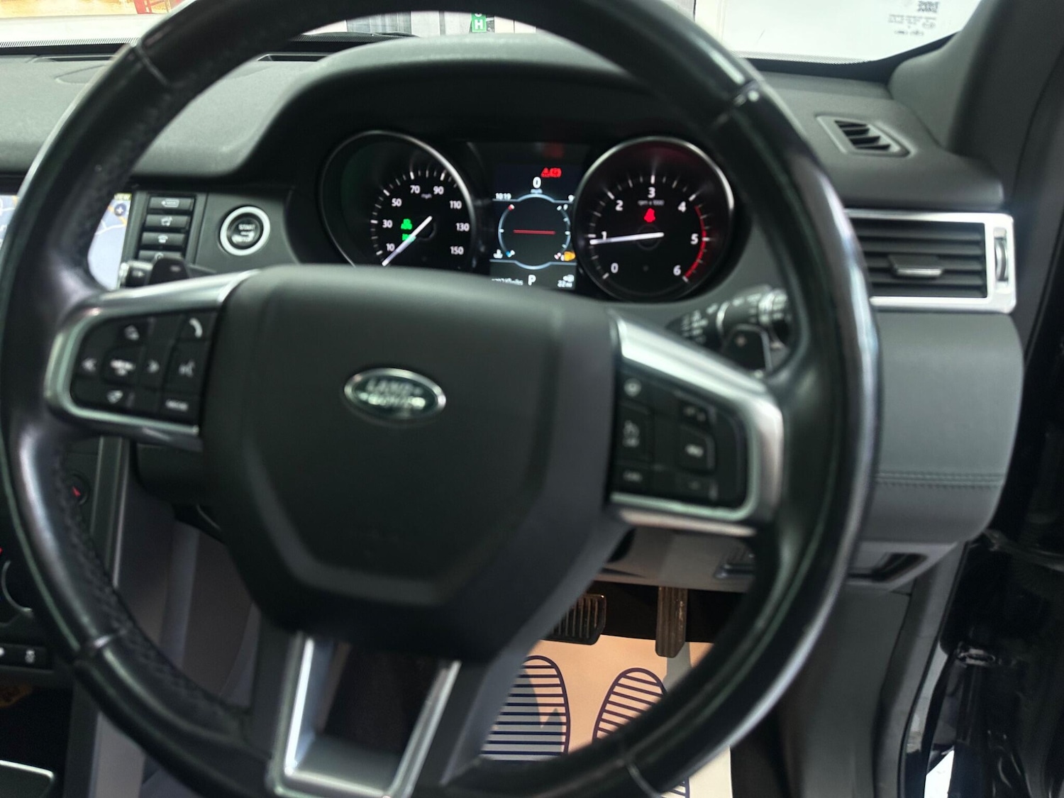 Used Land Rover Discovery Sport for sale - 77268038: Photo 26