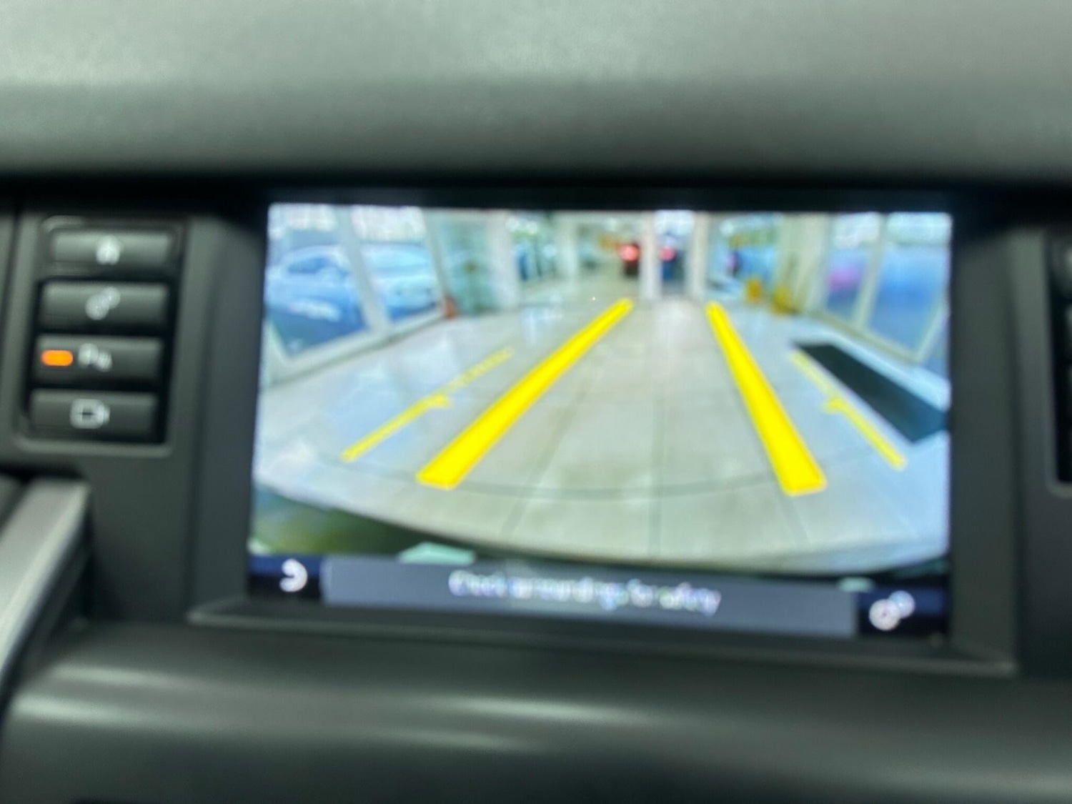 Used Land Rover Discovery Sport for sale - 77268038: Photo 31