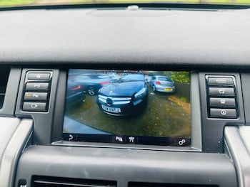 Used Land Rover Discovery Sport 2017 for sale - 78910624: Photo