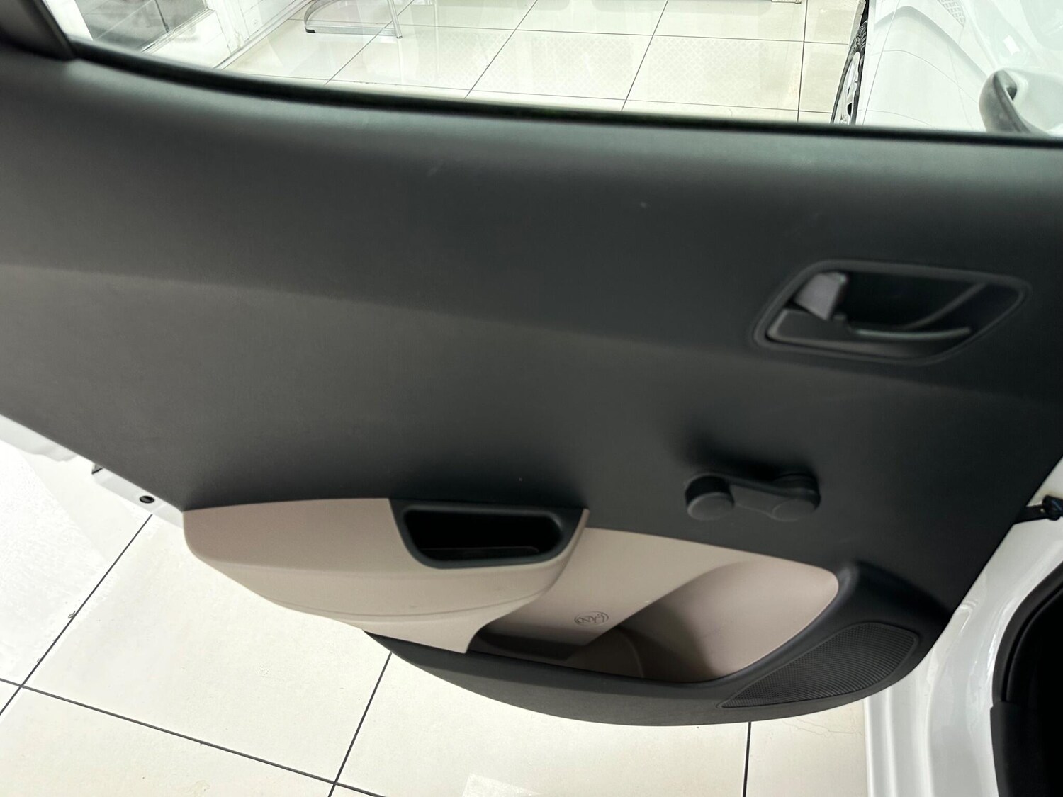 Used Hyundai i10 for sale - 77484306: Photo 14