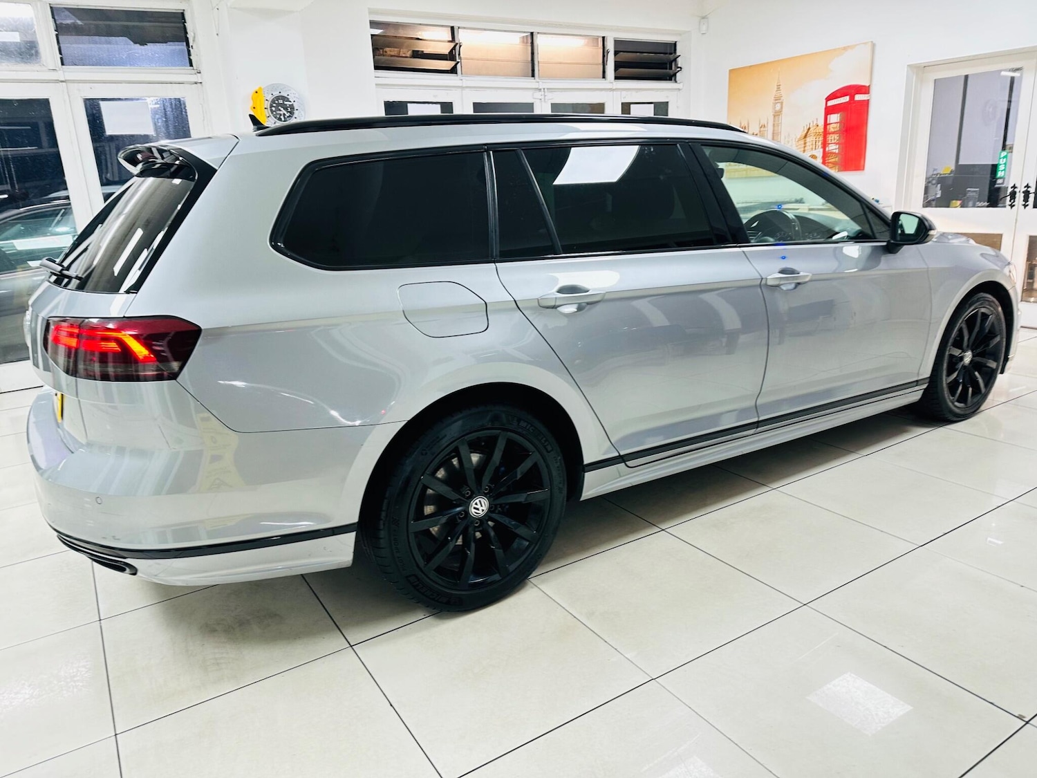 Used Volkswagen Passat 2017 for sale - 76742497: Photo 24