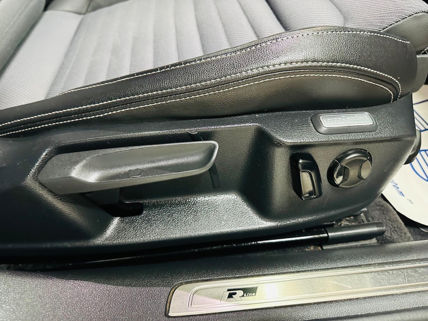 Used Volkswagen Passat 2017 for sale - 76742497: Photo 31