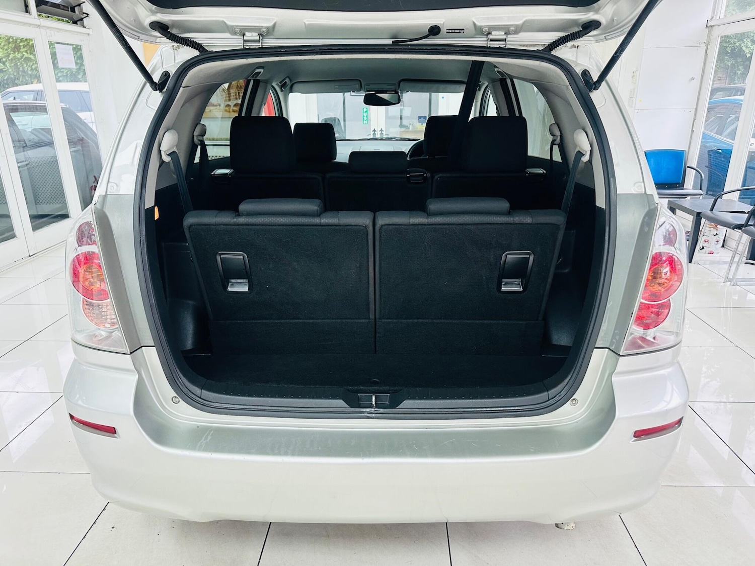 Used Toyota Corolla Verso 2007 for sale - 76988700: Photo 7