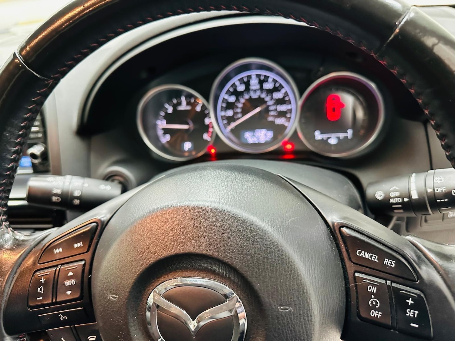 Used Mazda CX-5 2015 for sale - 77344312: Photo 8