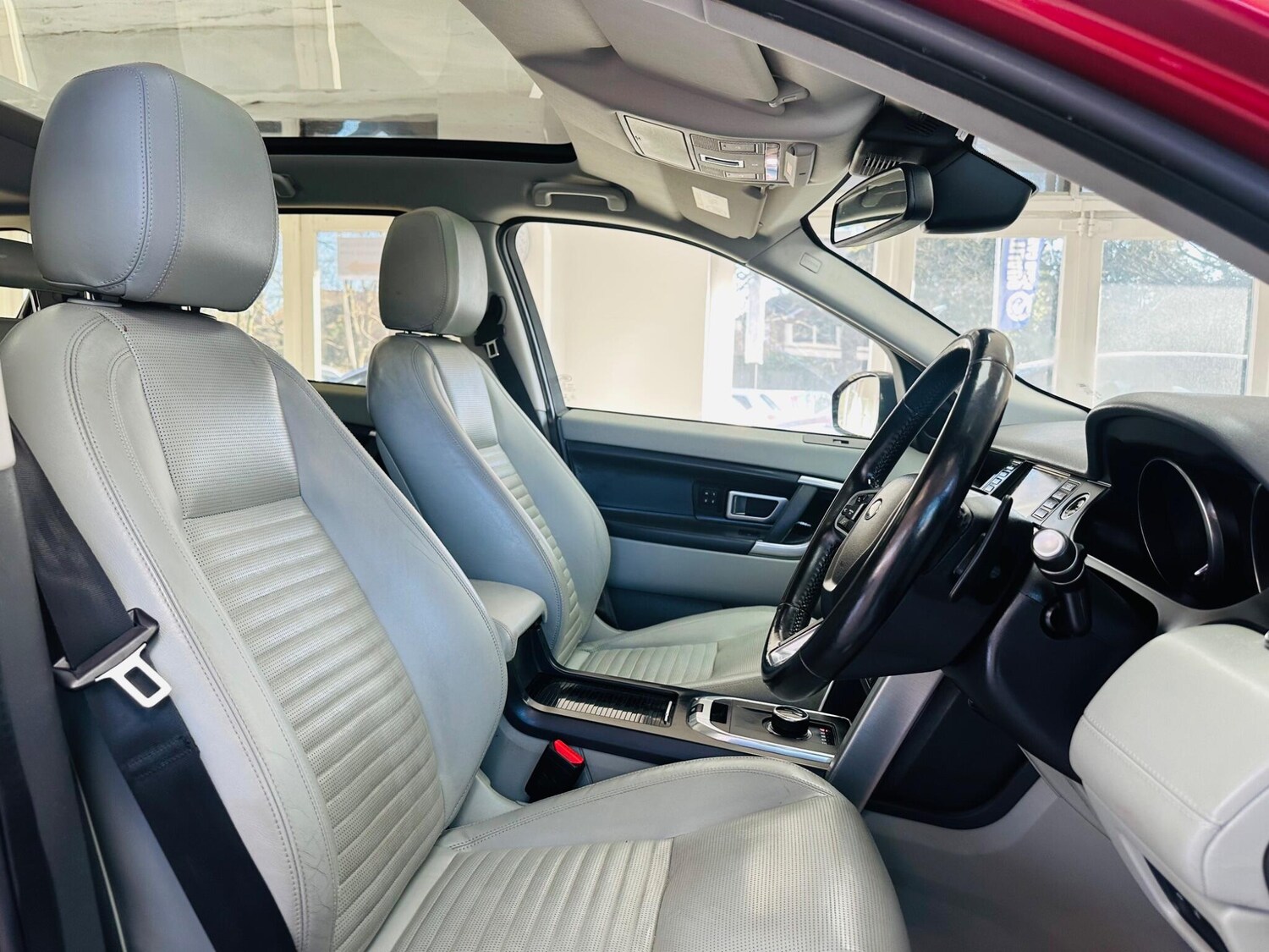 Used Land Rover Discovery Sport 2017 for sale - 77940590: Photo 25