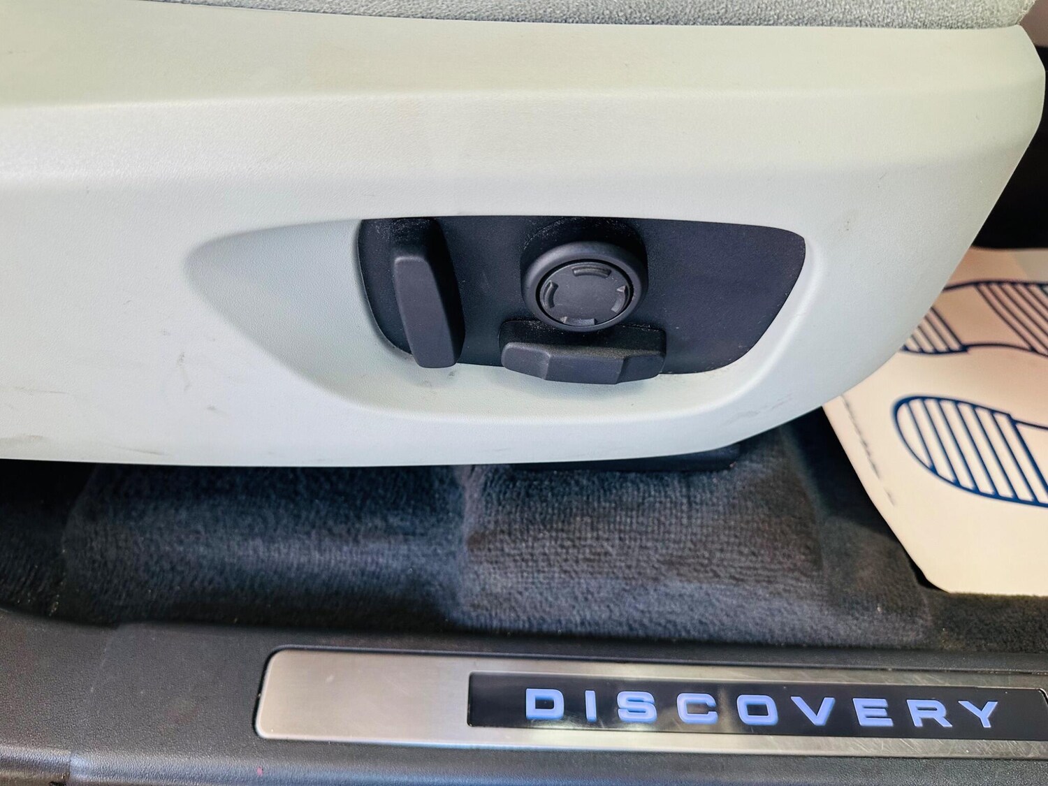 Used Land Rover Discovery Sport 2017 for sale - 77940590: Photo 38