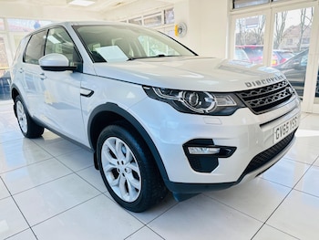 Land Rover Discovery Sport feature image