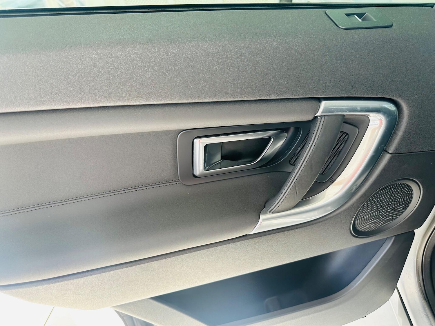 Used Land Rover Discovery Sport 2015 for sale - 78019378: Photo 37