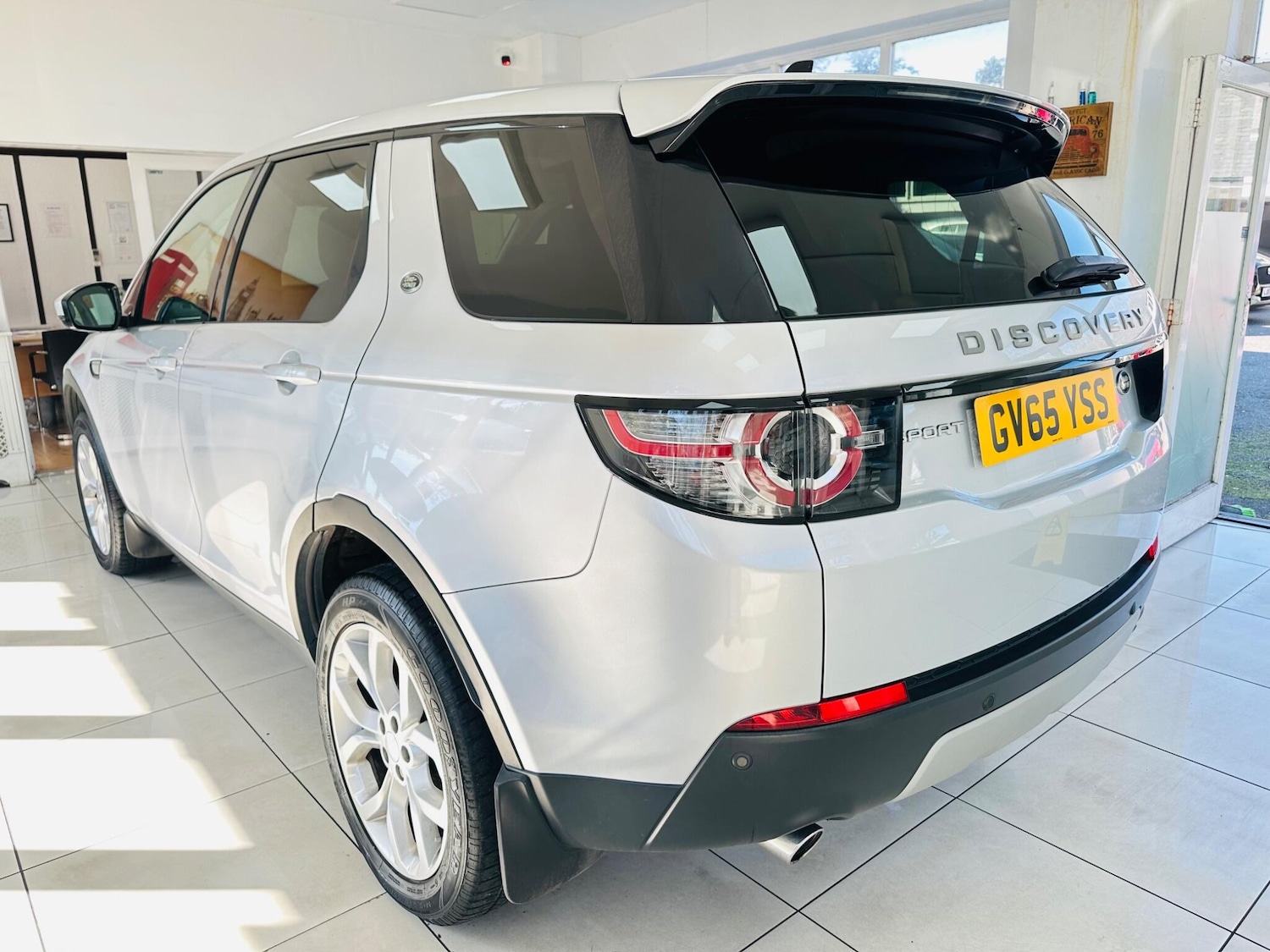 Used Land Rover Discovery Sport 2015 for sale - 78019378: Photo 9