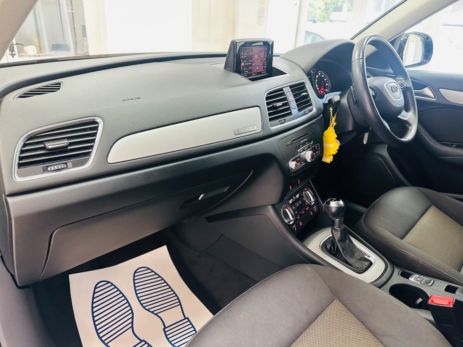 Vehicle 28