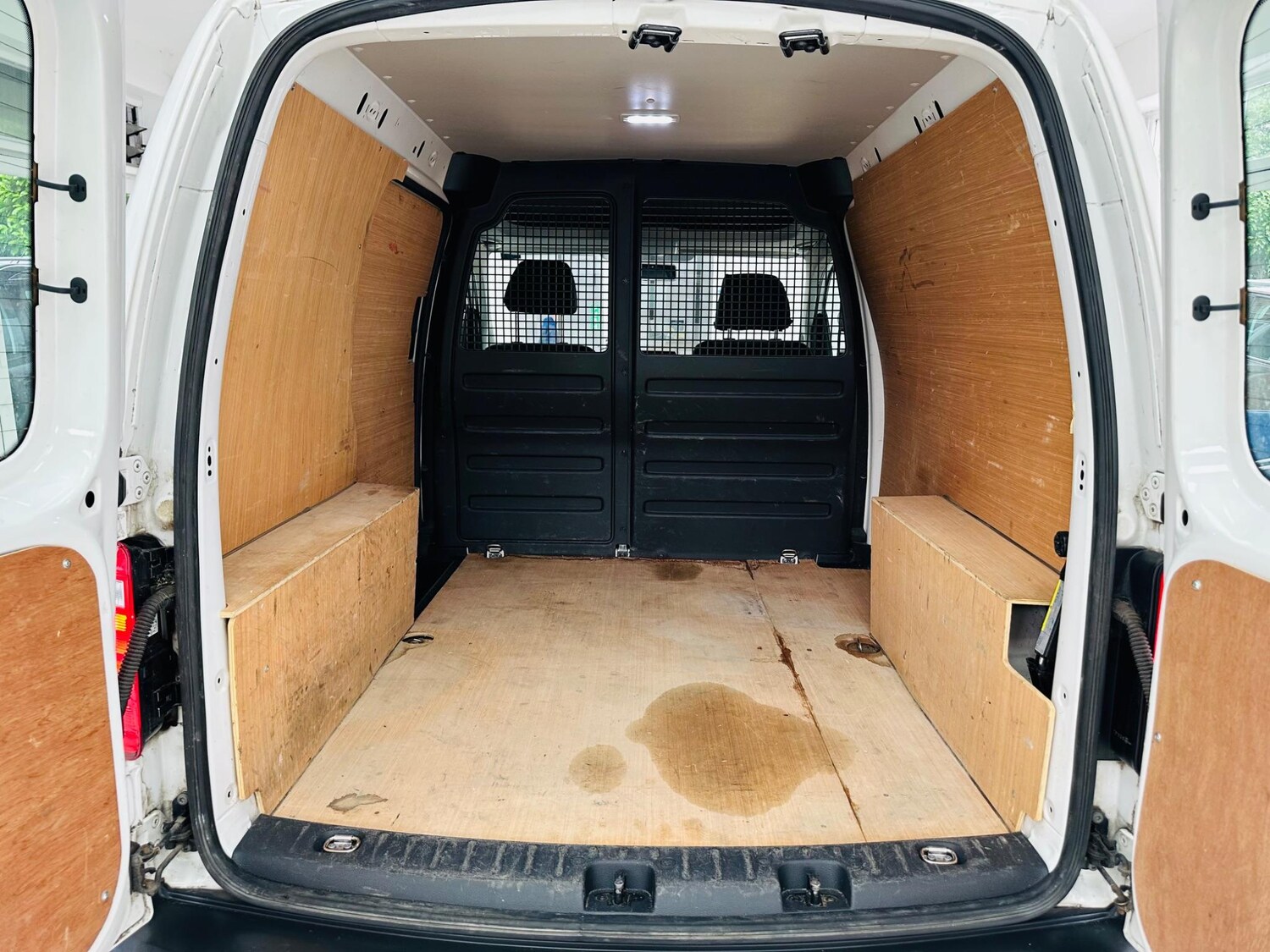 Vehicle 28