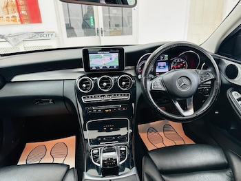 Used Mercedes-Benz C Class 2016 for sale - 77632923: Photo