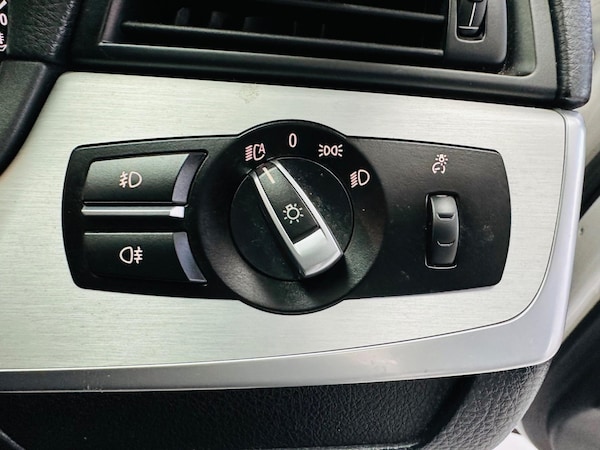 Used BMW 5 Series 2016 for sale - 75001829: Photo 38