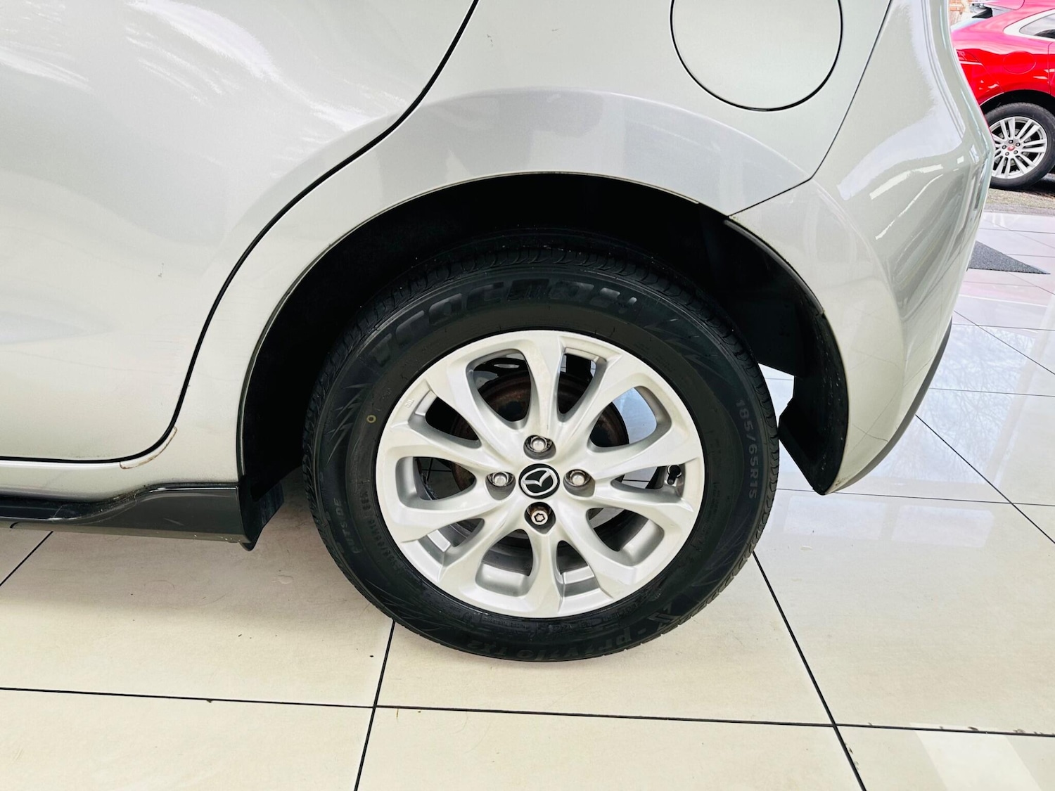 Used Mazda Mazda2 2015 for sale - 76472443: Photo 13