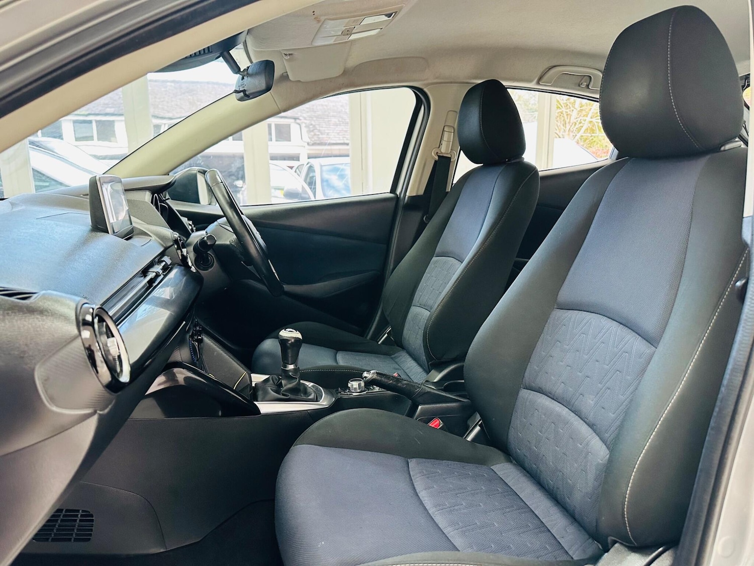 Used Mazda Mazda2 2015 for sale - 76472443: Photo 31