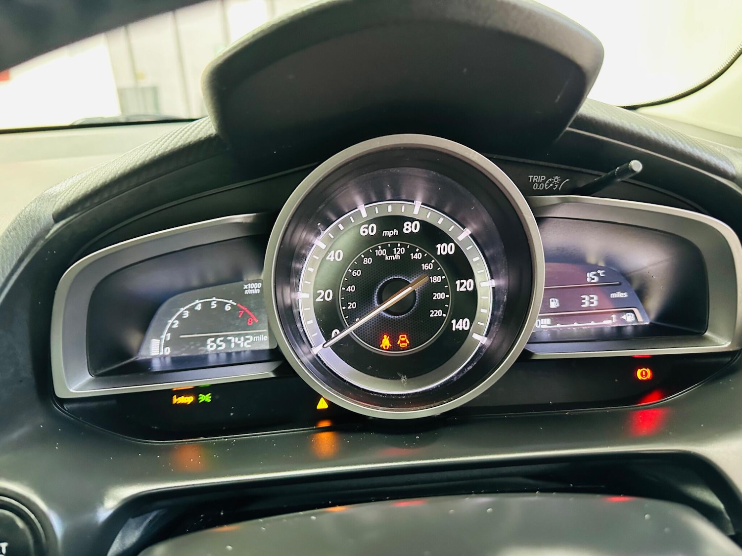 Used Mazda Mazda2 2015 for sale - 76472443: Photo 4