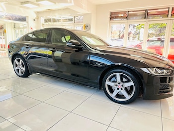 Used Jaguar XE 2017 for sale - 78374824: Photo