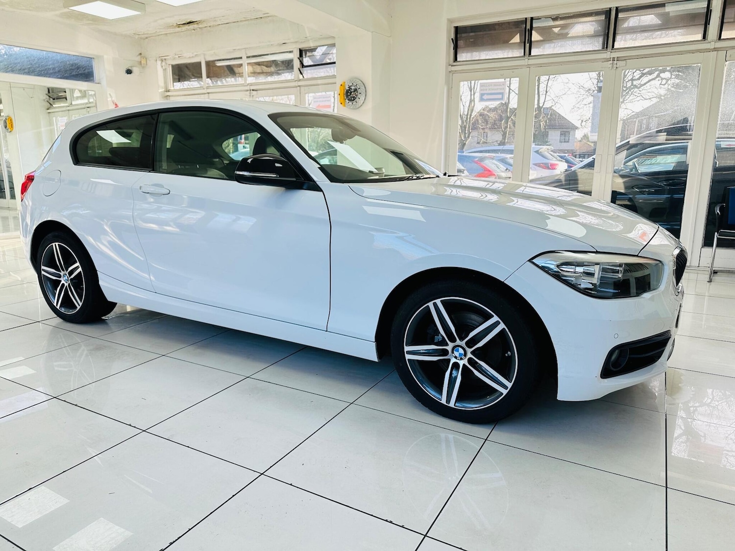 Used BMW 1 Series for sale - 77230136: Photo 2