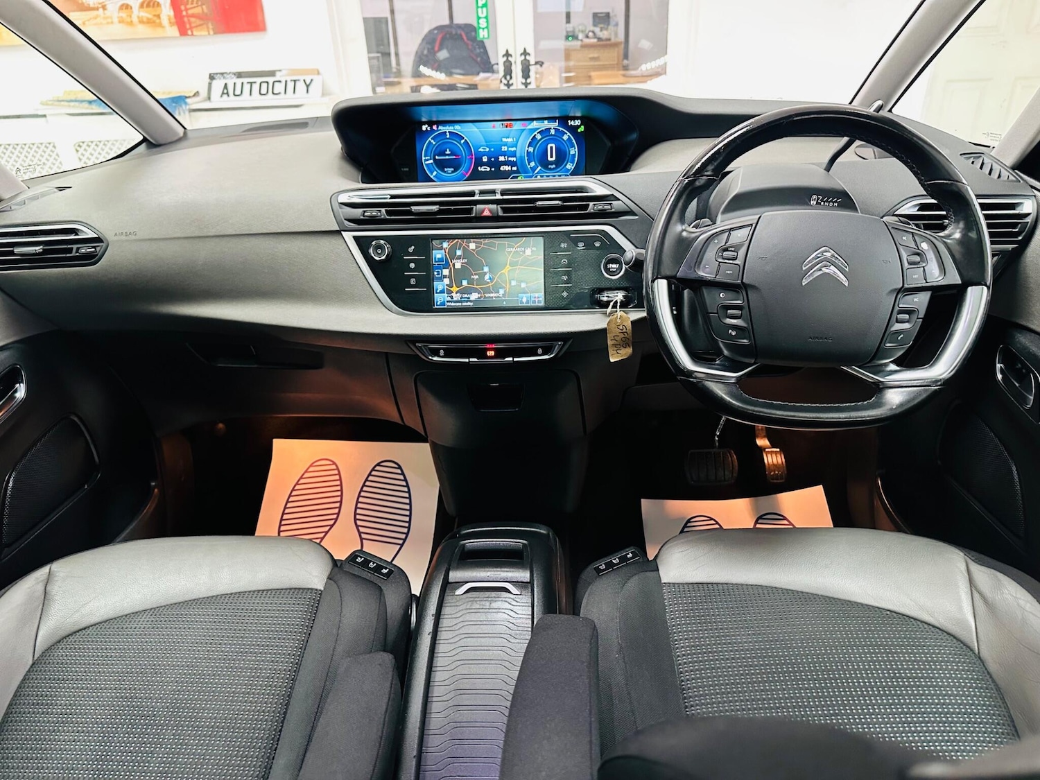 Used Citroen Grand C4 Picasso 2015 for sale - 77597653: Photo 16