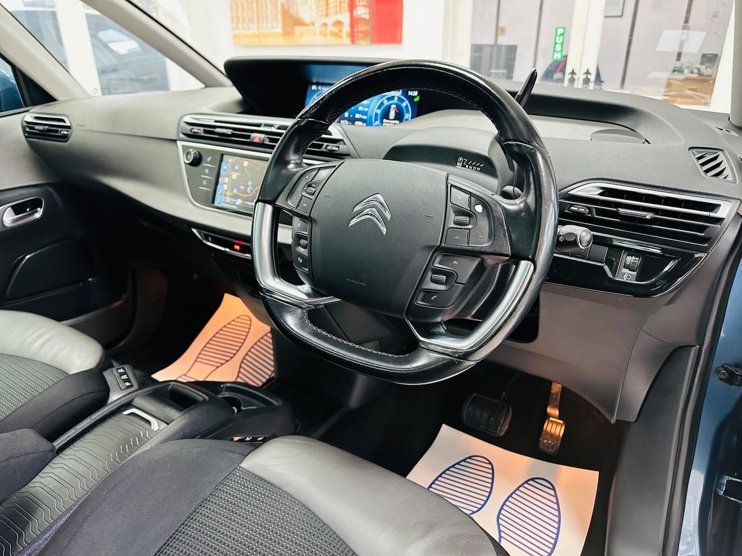 Used Citroen Grand C4 Picasso 2015 for sale - 77597653: Photo 18