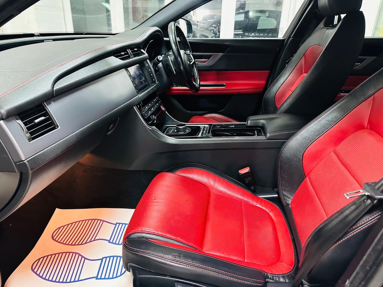 Used Jaguar XF 2018 for sale - 77537517: Photo 18