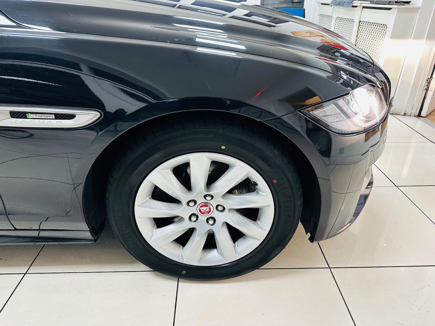 Used Jaguar XF 2018 for sale - 77537517: Photo 27