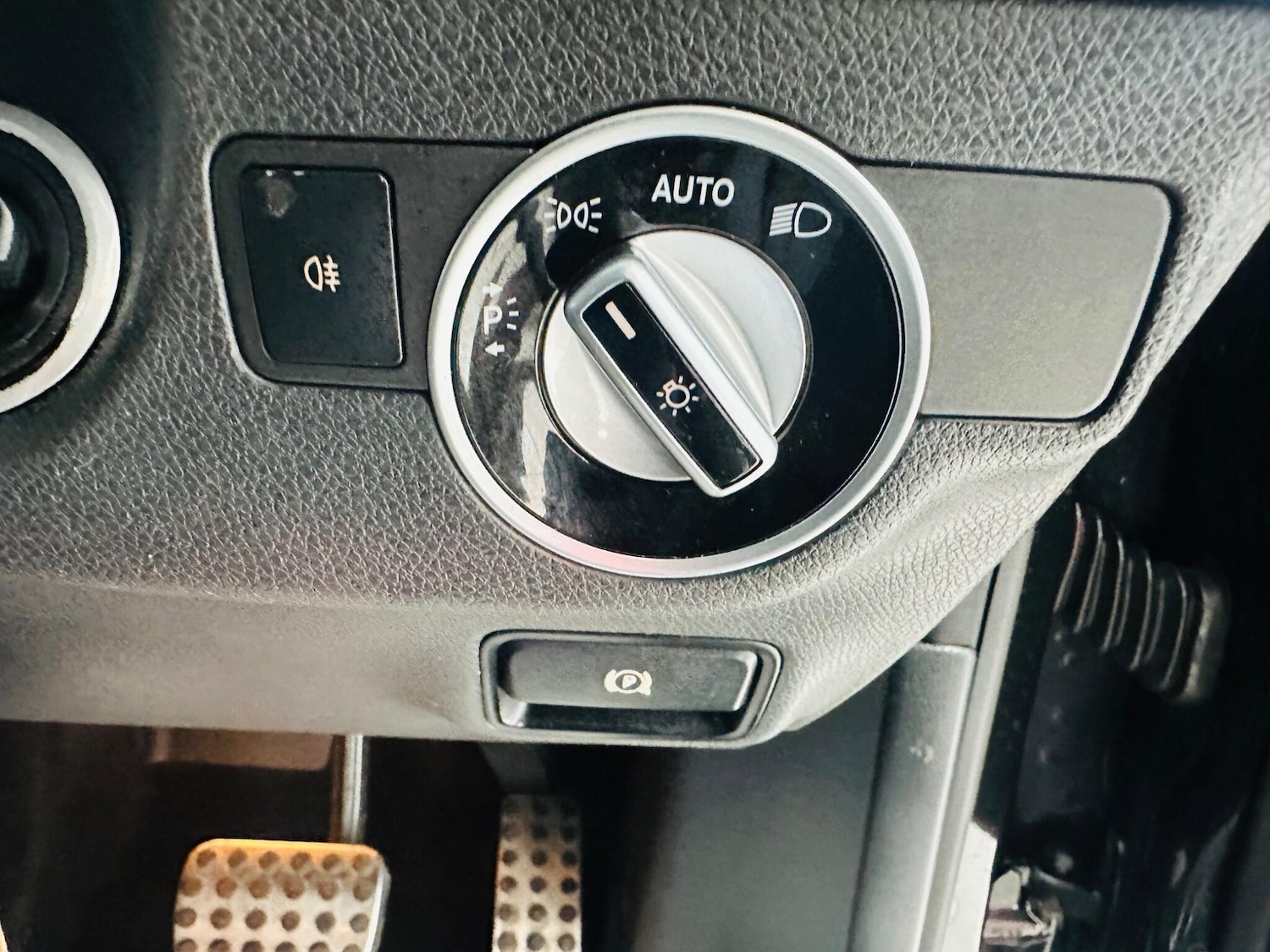 Used Mercedes-Benz CLA 2016 for sale - 78019176: Photo 40