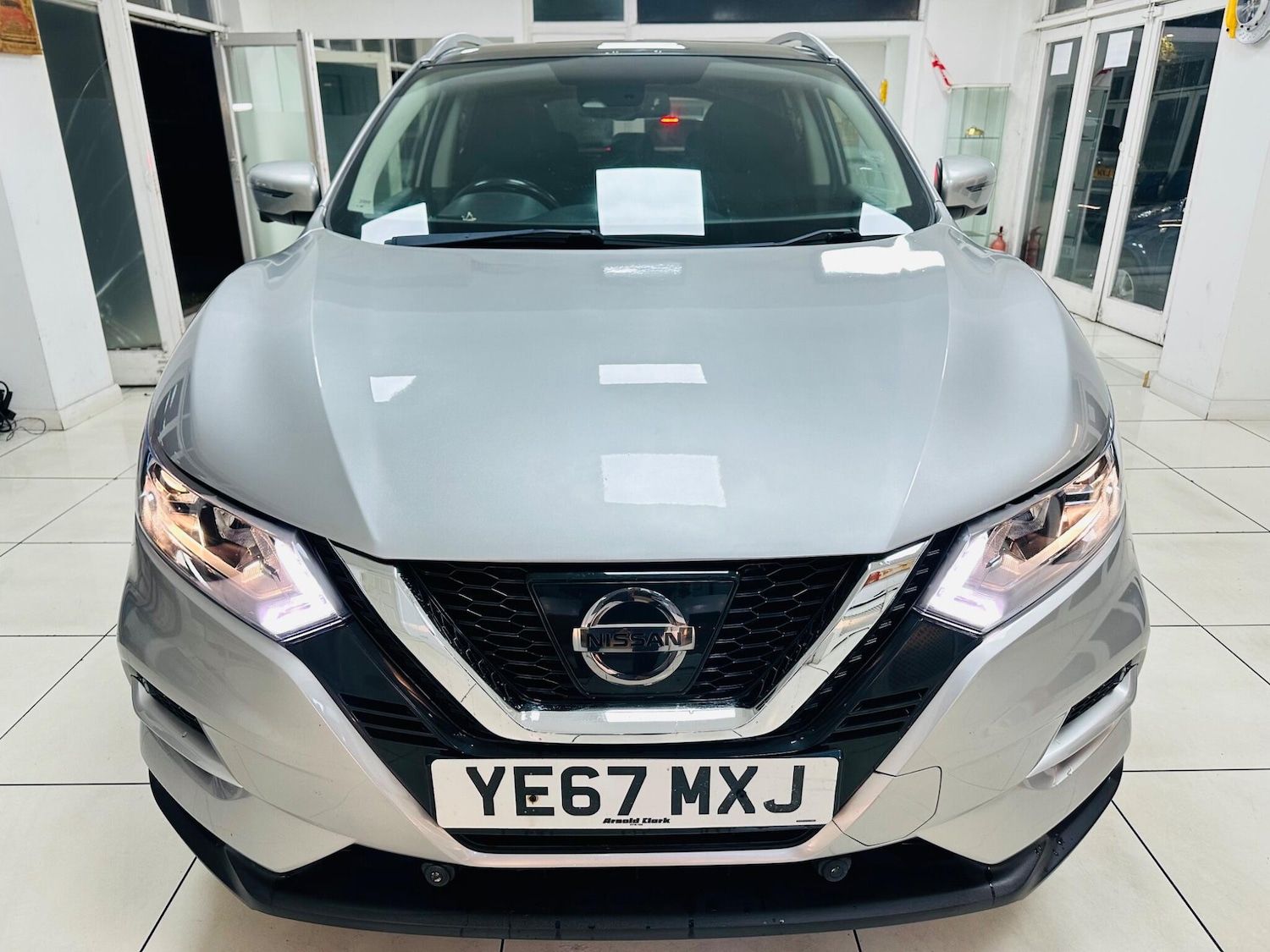 Used Nissan Qashqai 2017 for sale - 76371067: Photo 2