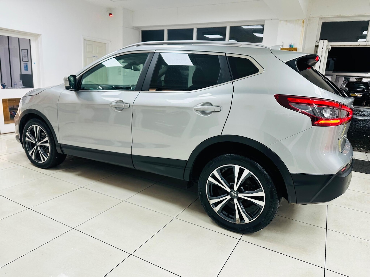 Used Nissan Qashqai 2017 for sale - 76371067: Photo 20