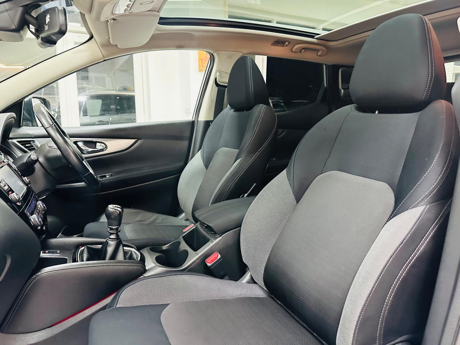 Used Nissan Qashqai 2017 for sale - 76371067: Photo 35