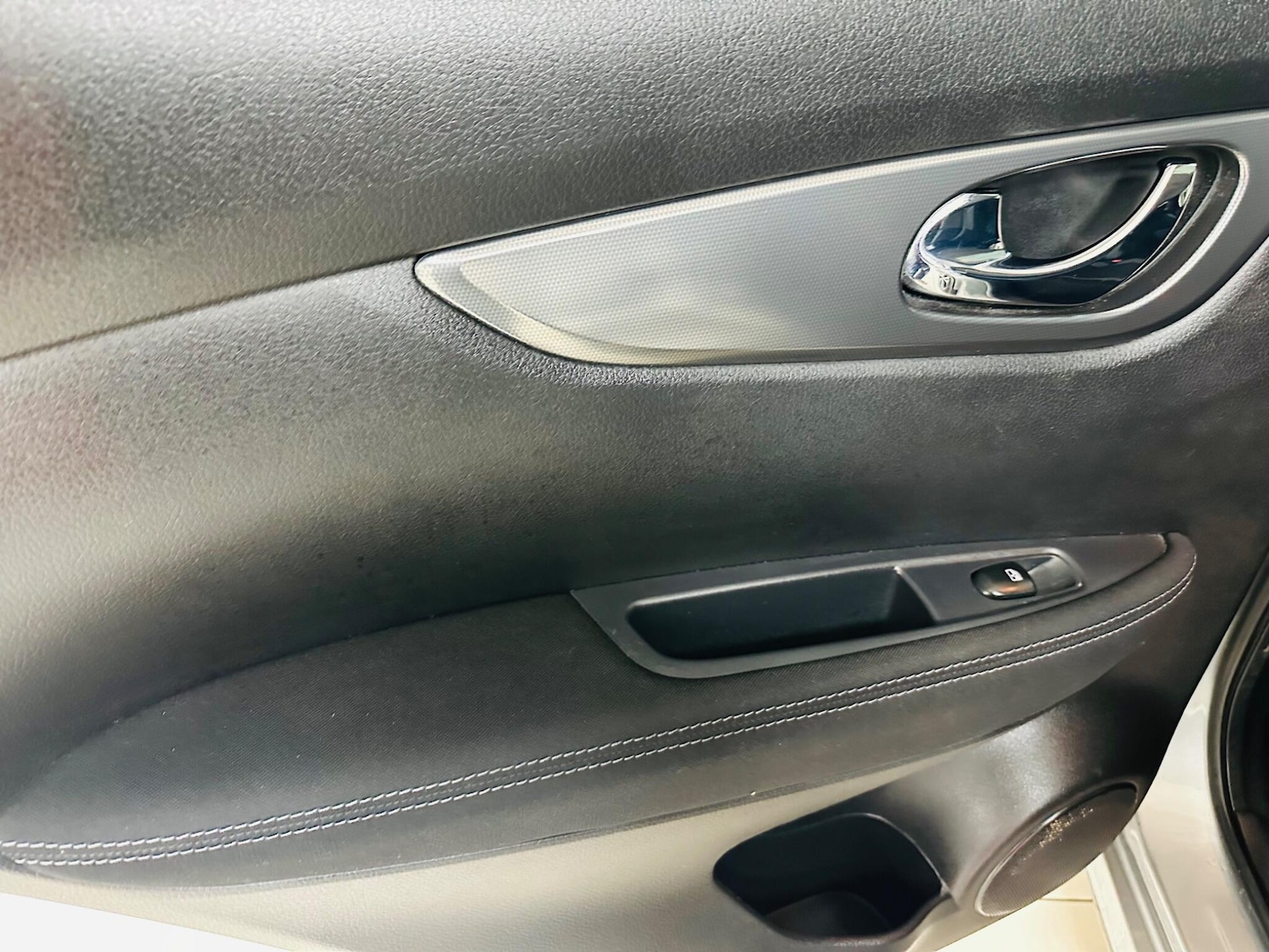 Used Nissan Qashqai 2017 for sale - 76371067: Photo 42