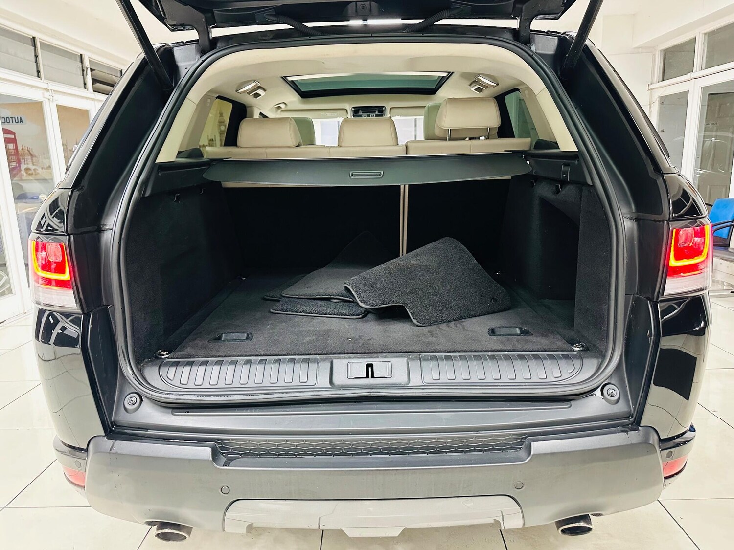 Used Land Rover Range Rover Sport 2016 for sale - 76936024: Photo 36