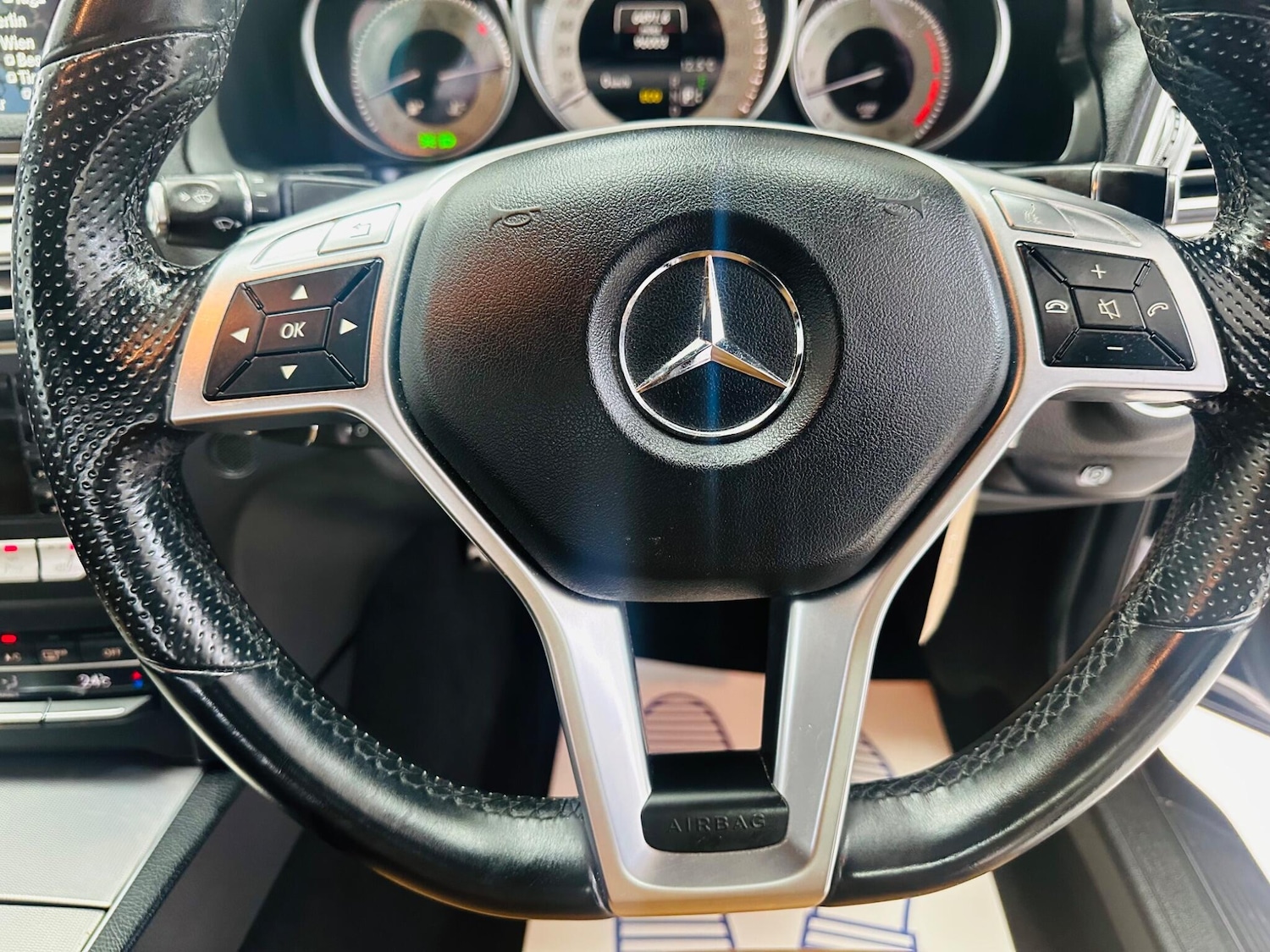 Used Mercedes-Benz E Class for sale - 77683317: Photo 26