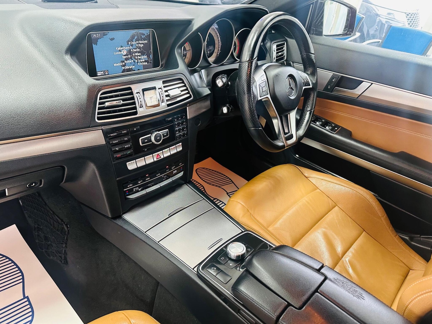 Used Mercedes-Benz E Class for sale - 77683317: Photo 31