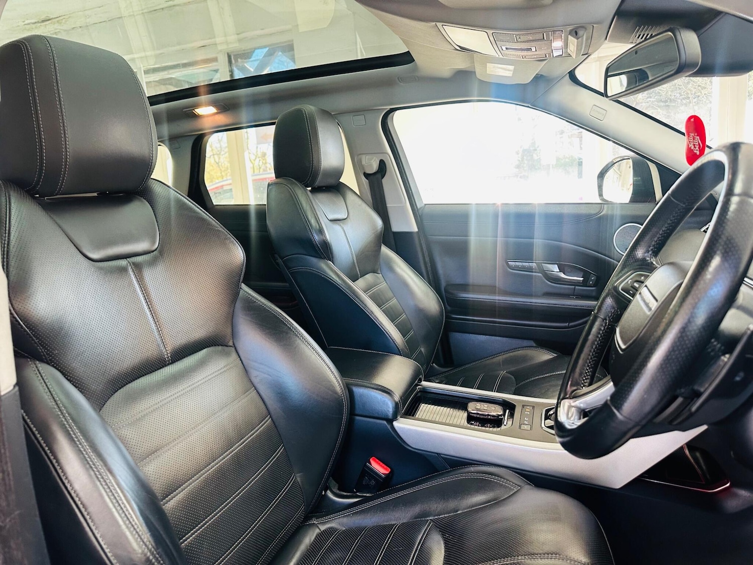 Used Land Rover Range Rover Evoque 2015 for sale - 77977823: Photo 25