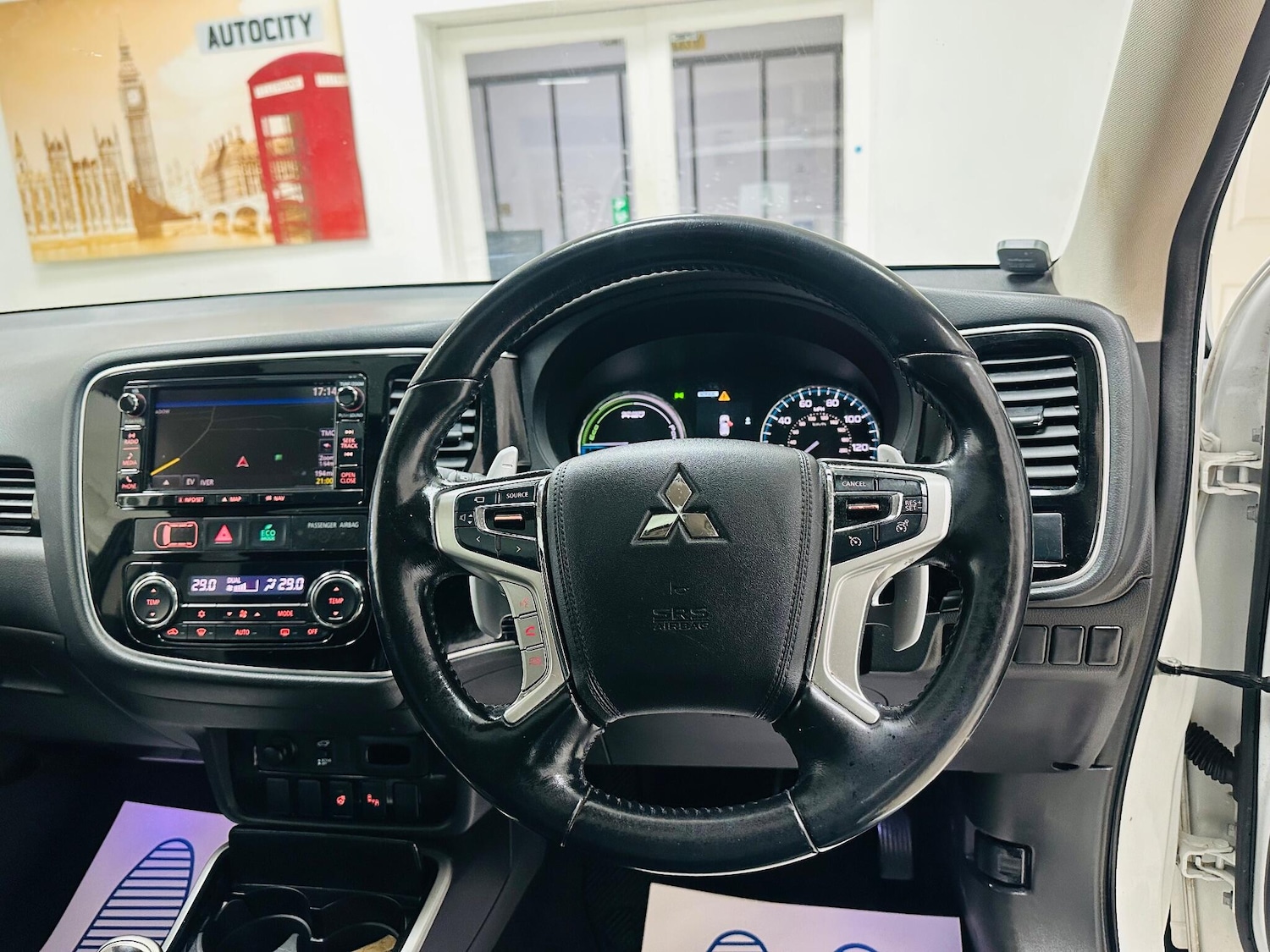 Used Mitsubishi Outlander 2017 for sale - 77109309: Photo 30