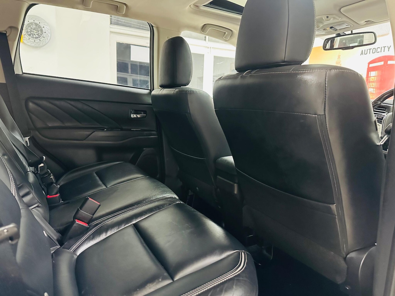 Used Mitsubishi Outlander 2017 for sale - 77109309: Photo 32