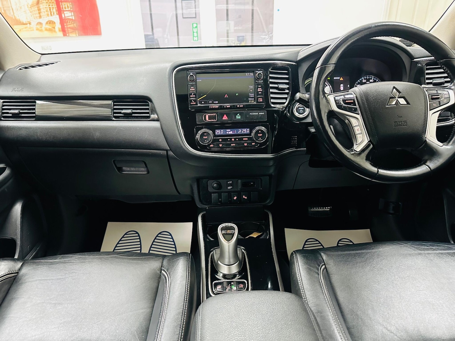 Used Mitsubishi Outlander 2017 for sale - 77109309: Photo 40