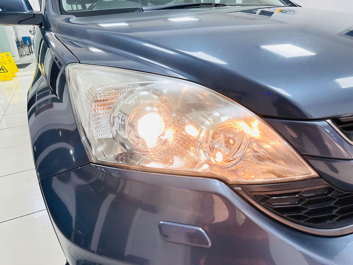 Used Honda CR-V 2010 for sale - 76865895: Photo 10