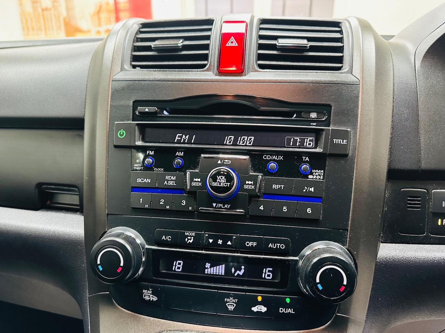 Used Honda CR-V 2010 for sale - 76865895: Photo 26